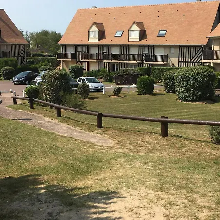 Appartement Merville-Franceville-Plage, 1 Piece, 3 Personnes - Fr-1-487-110 *
